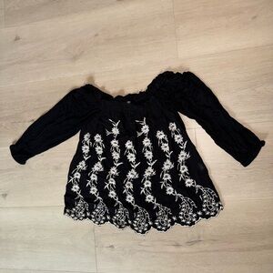 Lucky Brand. Elegant Black and White Embroidered Women's Top